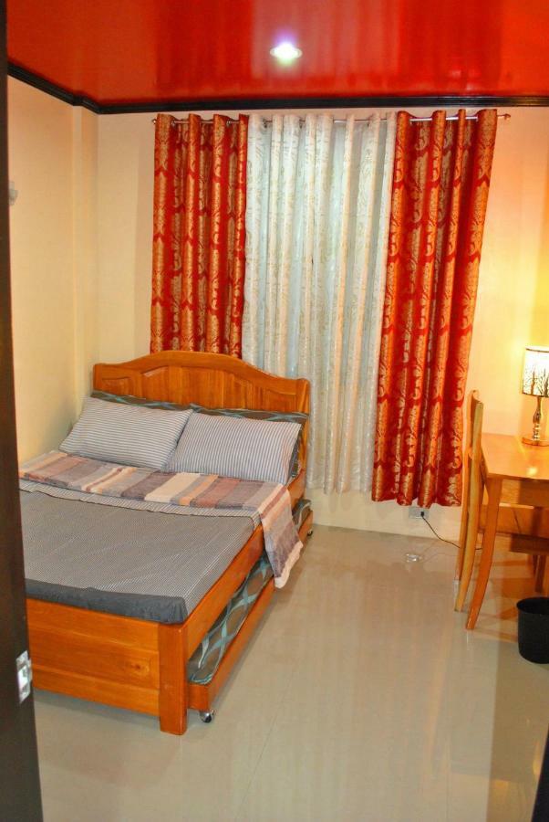 Villa Fully Ac 3Br House For 8Pax Near Airport And Sm With 100Mbps Wifi à Puerto Princesa Extérieur photo