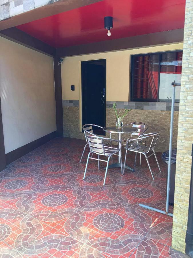 Villa Fully Ac 3Br House For 8Pax Near Airport And Sm With 100Mbps Wifi à Puerto Princesa Extérieur photo