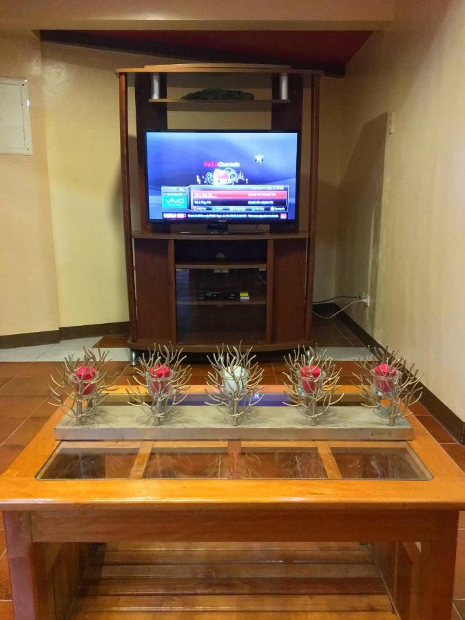 Villa Fully Ac 3Br House For 8Pax Near Airport And Sm With 100Mbps Wifi à Puerto Princesa Extérieur photo